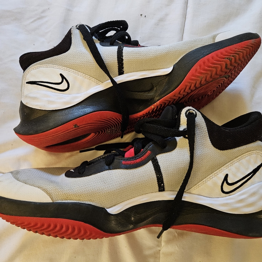 Men's Nike Renew Elevate III Basketball Shoes
